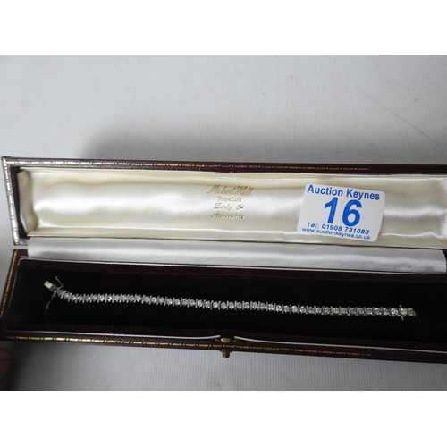 Lot 16        