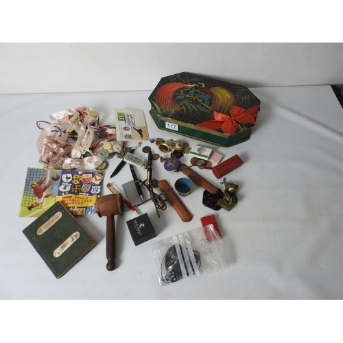117 - Vintage box with collectables