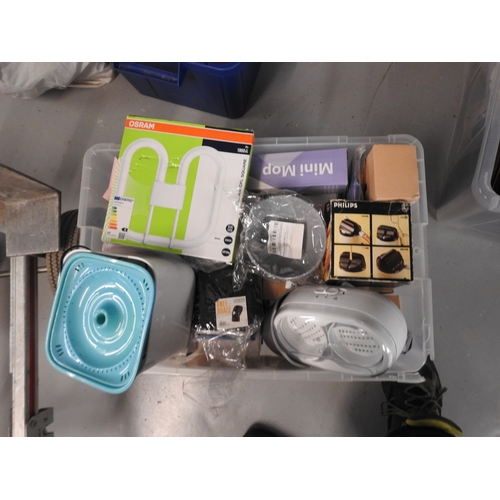 61 - Large qty of mixed lot