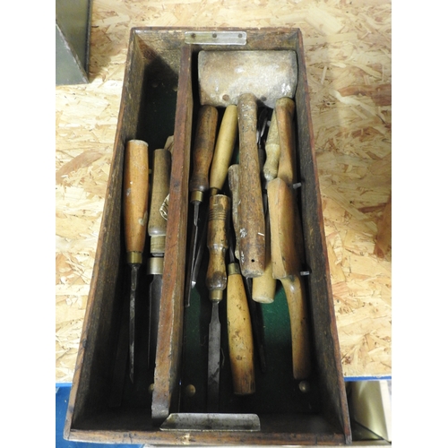 Lot 4         