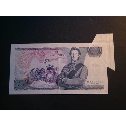 90 - £5, PAGE, Dug.B336 (BE112c), serial no. AY73 896836.  ERROR (E5ai*); fold with extra paper to upper ... 