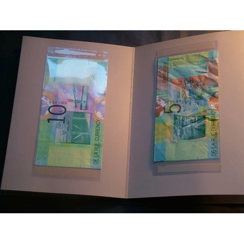 104 - Great Britain.  Set of test notes, Thomas de la Rue, 2000, “Energy” series, 5, 10, 20 & 50, in folde... 