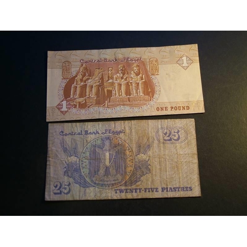 51 - EGYPT.  £1, 11.3.2004, P-50, NEF & 25 Piastres, P-57c, F, soiled.  Both Replacements.  (2)