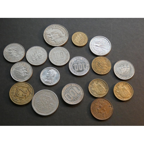 190 - CAMEROUN.  1 Franc (1925, 1926, 1943 flan flaw, 1948), 2Fr (1948), 5Fr (1958), 10Fr (1958), 25Fr (19... 