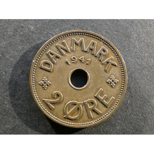 209 - FAEROE ISLANDS.  2 Øre, 1941, KM2, NEF, toned, tiny digs.