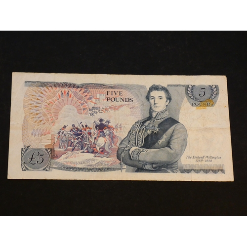 68 - BANK OF ENGLAND. 5 Pounds.  Sign. PAGE, Dug.B333 (BE109b), replacement issue, serial number M04 8421... 