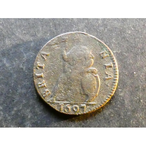 264 - UNITED KINGDOM. Farthing.  1697, date in exergue, S-3557, VG+/VG, light surface corrosion.