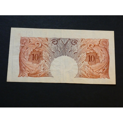 29 - GREAT BRITAIN – BANK OF ENGLAND.  10 Shillings.  Sign. PEPPIATT, B236 (BE23b), first series, serial ... 