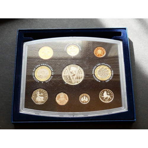 327 - UNITED KINGDOM. Proof Set.  2001, standard issue, 1p to £5 (10 coins), FDC