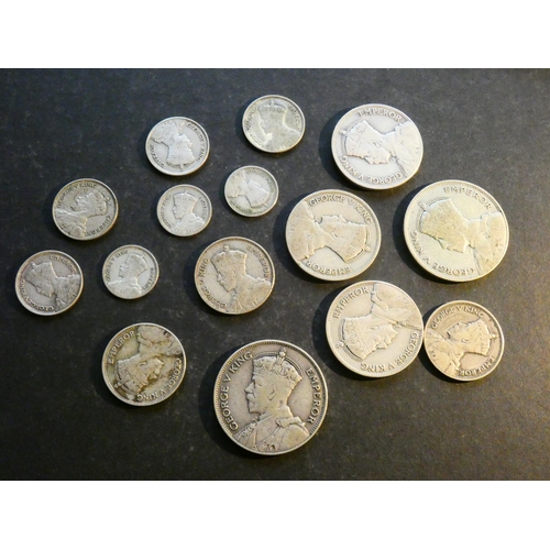 384 - NEW ZEALAND.  George V (1910-1936), silver issues, including Threepence (1933, 1934, 1936), Sixpence... 