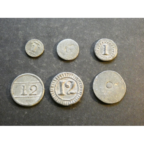 462 - HOP TOKENS.  Kent, various, including Benenden, J, Southon, XII bushels, H-510(i).  Newenden, Richar... 