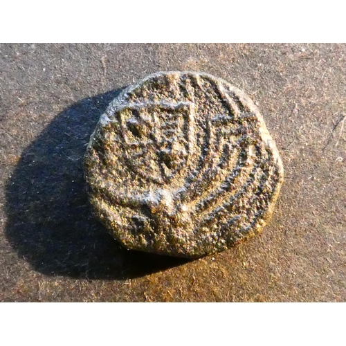 490 - WEIGHTS.  Mediaeval coin weight, Edward IV period, circa 1464-1470, for gold ¼ Riyal, king holding s... 