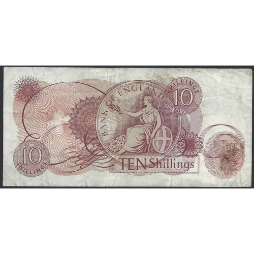 9 - GREAT BRITAIN.  Bank of England, various, including 10 Shillings, ND(1961-1962), sign. L.K. O'Brien,... 