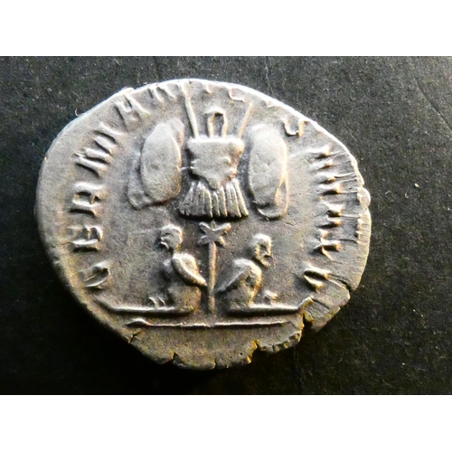 139 - ROMAN IMPERIAL.  Gallienus (253-268CE), silver Antoninianus, obverse; GALLIENVS P F AVG, radiate, dr... 