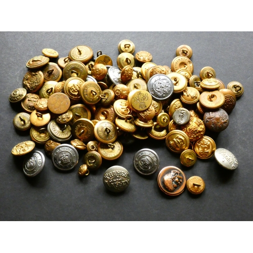 512 - UNITED KINGDOM.  Collection of vintage buttons, military, police, livery, etc., mostly brass.  (115)