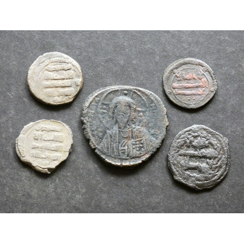 192 - MEDIAEVAL.  Various, including Abbasids, 9th to 10th Century CE; 2 x copper Fals, together with late... 