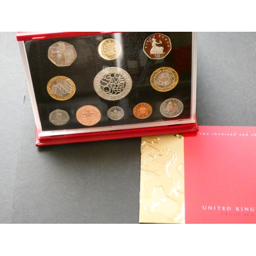 285 - UNITED KINGDOM.  Proof Set.  2003, 1p to £5, 50th anniversary of coronation of Elizabeth II, in delu... 