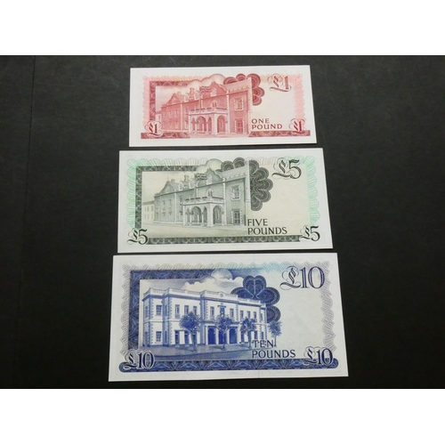 31 - GIBRALTAR.  1 Pound, 4.8.1988, P-20e, together with £5, 4.8.1988, P-21b and £10, 21.10.1986, P-22b, ... 