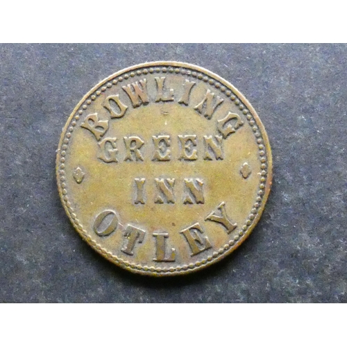 484 - INN & REFRESHMMENT TOKEN.  West Yorkshire, obverse; BOWLING GREEN INN OTLEY, reverse; value 2d withi... 