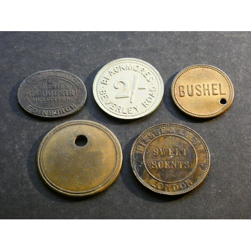 495 - TOKENS, VARIOUS.  Advertising; PIESSE & LUBIN LONDON, SWEET SCENTS // MYRTLE, WHITE ROSE, FRANGIPANI... 