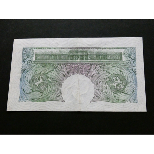 2 - GREAT BRITAIN, BANK OF ENGLAND.  1 Pound, sign. CATTERNS, Duggleby-B225 (BE43b), serial number S33 2... 