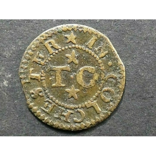 78 - TRADESMEN'S TOKEN, 17TH CENTURY.  Essex, Colchester, Farthing, Obverse; THOMAS CARTER, 1667 with sta... 