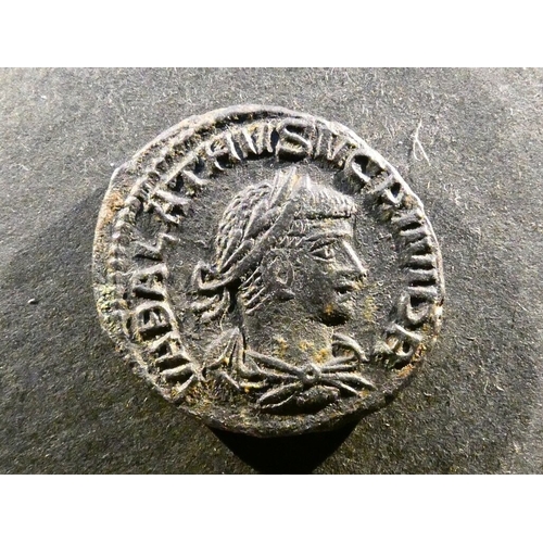 104 - ROMAN IMPERIAL. Julius Aurelius Septimius Vabalathus Athenodorus (267-272 CE), billon Antoninianus, ... 