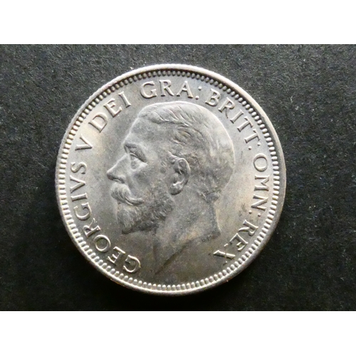 203 - UNITED KINGDOM.  Shilling.  1926, third coinage, modified effigy, S-4033, AUNC