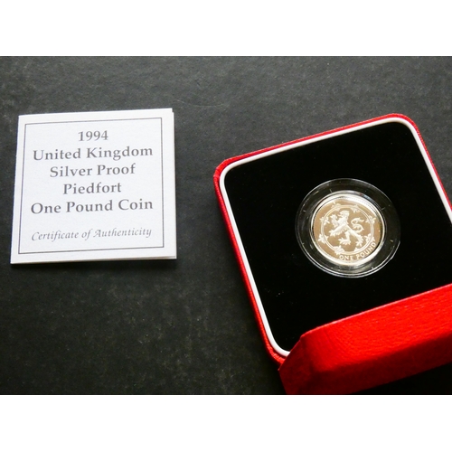 229 - UNITED KINGDOM.  1 Pound.  1994, silver piedfort Proof, cased, NFDC, light toning.