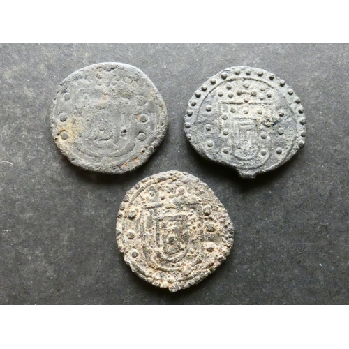 276 - PORTUGUESE INDIA.  Sebastião of Portugal (1558-1578), 3x tin “Bastardo,” minted in Malacca, obverse;... 