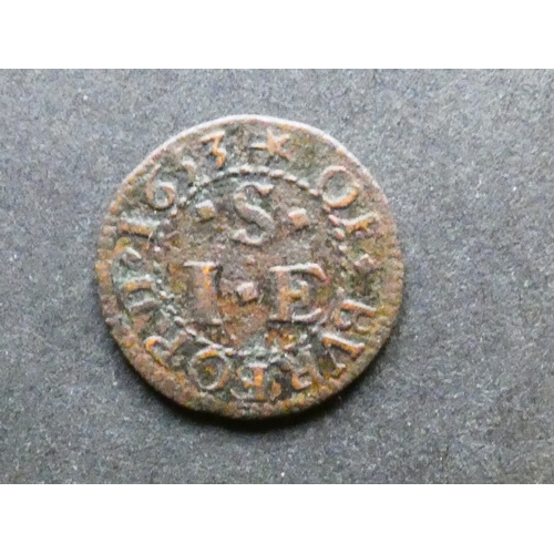 355 - TRADESMEN’S TOKENS, 17TH CENTURY.  Oxfordshire, Burford, Farthing, obverse; IOHN SINDRY, the grocers... 