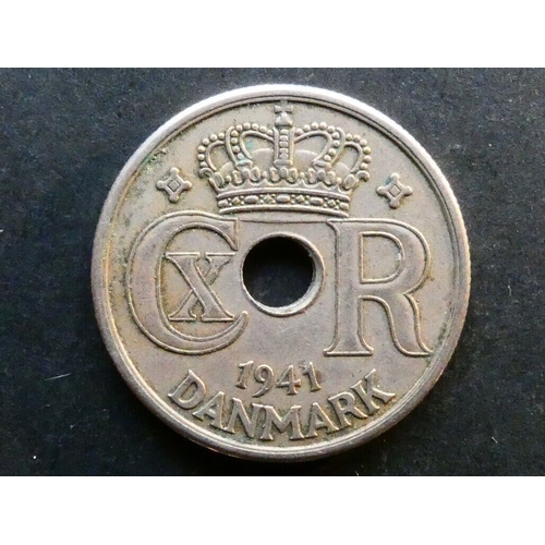 35 - FAROE ISLANDS.  Danish State, copper-nickel 25 Øre, 1941, KM5, VF+