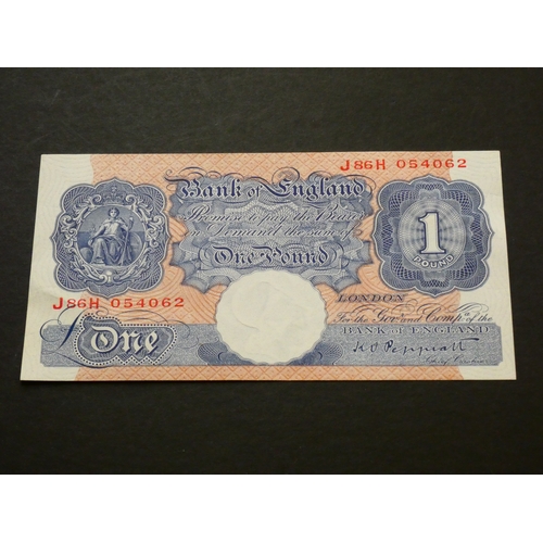 55 - GREAT BRITAIN, BANK OF ENGLAND.  1 Pound.  Sign. PEPPIATT, B249 (BE47j), serial number J86H 054062, ... 