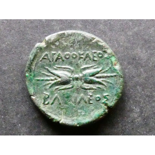 141 - GREEK.  Italy, Sicily, AE24, 9.10g, of Syracuse, reign of Agathokles, 317-289 BCE, obverse; ΣΩTEIPA,... 