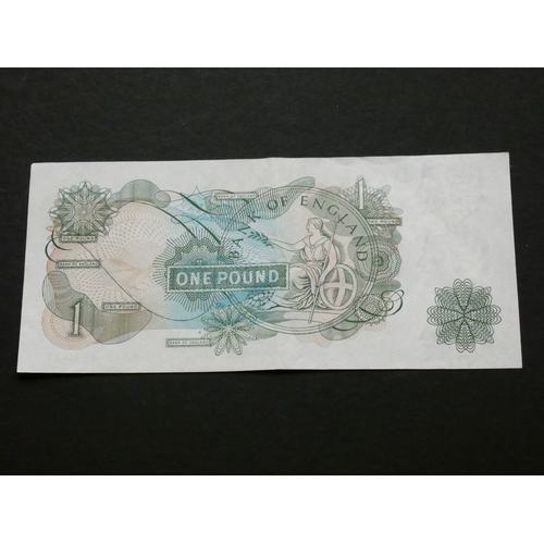 59 - GREAT BRITAIN, BANK OF ENGLAND.  1 Pound.  Sign. FFORDE, replacement issue, B304 (BE75b), serial num... 