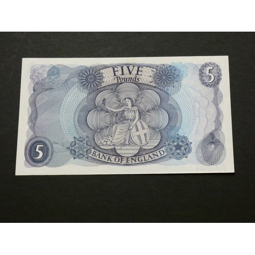 65 - GREAT BRITAIN, BANK OF ENGLAND.  5 Pounds.  Sign. FFORDE, B314 (BE103c), serial number 43D 002866, E... 
