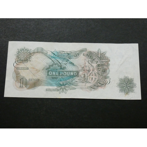 47 - GREAT BRITAIN, BANK OF ENGLAND.  1 Pound.  Sign. O'BRIEN, replacement issue, B285 (BE60b), serial nu... 