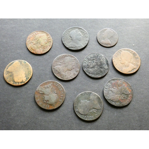 57 - COIN.  United Kingdom, small collection of 18th Century contemporary forgeries of regal Halfpennies ... 