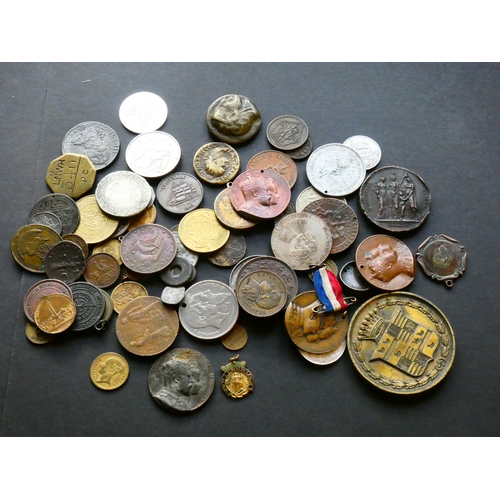 286 - TOKENS & MEDALLIONS.  Great Britain & World, collection of various tokens & medallions, late mediaev... 