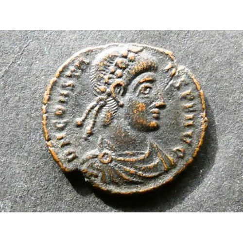 COIN. Roman Empire, Constans I (337-350 CE), AE ¼ Maiorina, 2.36g ...