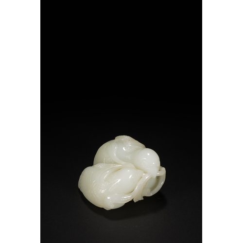 107 - A white jade quail group carving, Qing Dynasty 10.5cm wide, 6cm high