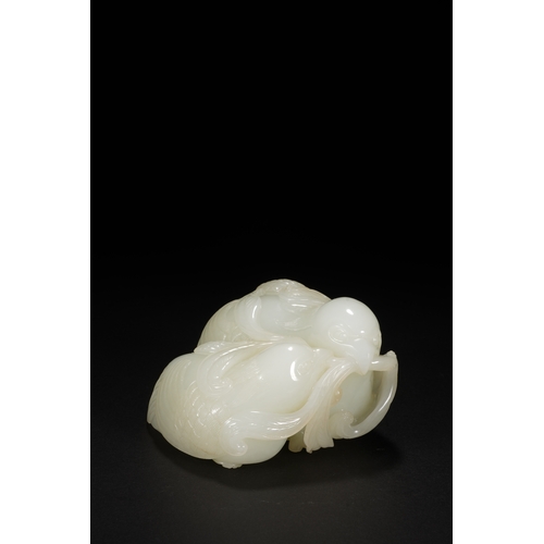 107 - A white jade quail group carving, Qing Dynasty 10.5cm wide, 6cm high