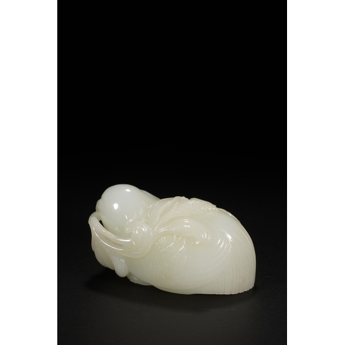 107 - A white jade quail group carving, Qing Dynasty 10.5cm wide, 6cm high