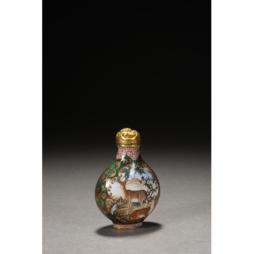 121 - An enamel-painted snuff bottle 'pine and deer' with yongzheng four-character mark, Qing Dynasty6cm h... 