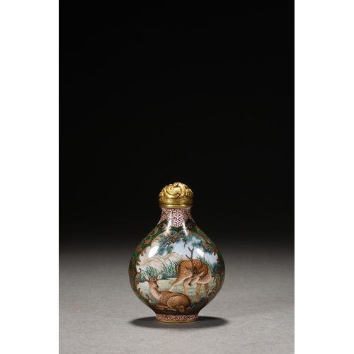 121 - An enamel-painted snuff bottle 'pine and deer' with yongzheng four-character mark, Qing Dynasty6cm h... 