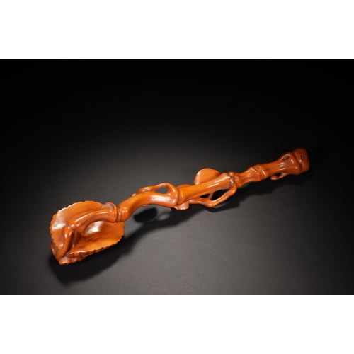 62 - A boxwood ruyi sceptre, Qing Dynasty 31.5cm long