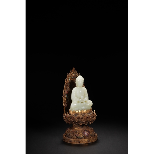 79 - A white jade Amitayus Buddha sitting statue, Qing Dynasty 23cm high, 10.5cm wide