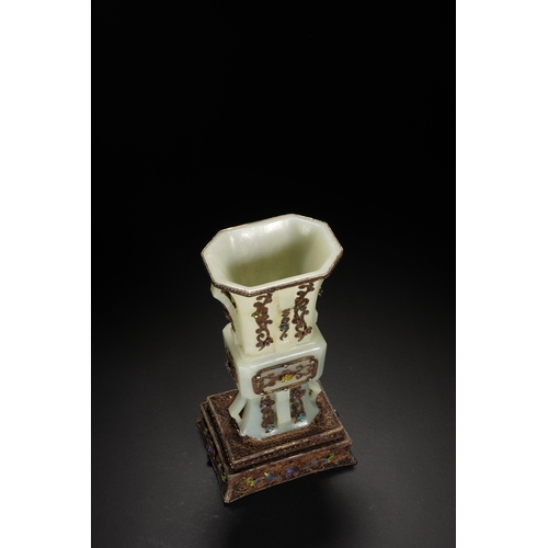 80 - A white jade with silver inlay and gilt flower gu-form vase, Qing Dynasty 21cm high, 11.5cm wid... 