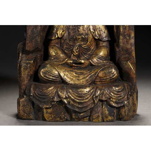 85 - A gilt bronze seated statue of Guanyin, Qing Dynasty 22.5cm high, 12.5cm wide