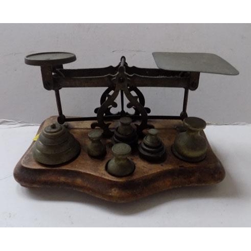 116 - Postal scales & weights